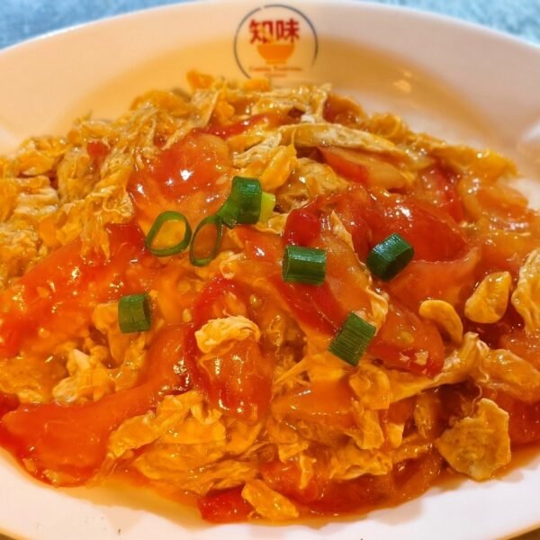 Tomate com Ovo Mexido