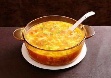 Sopa de Bolinho de Massa com Tomate