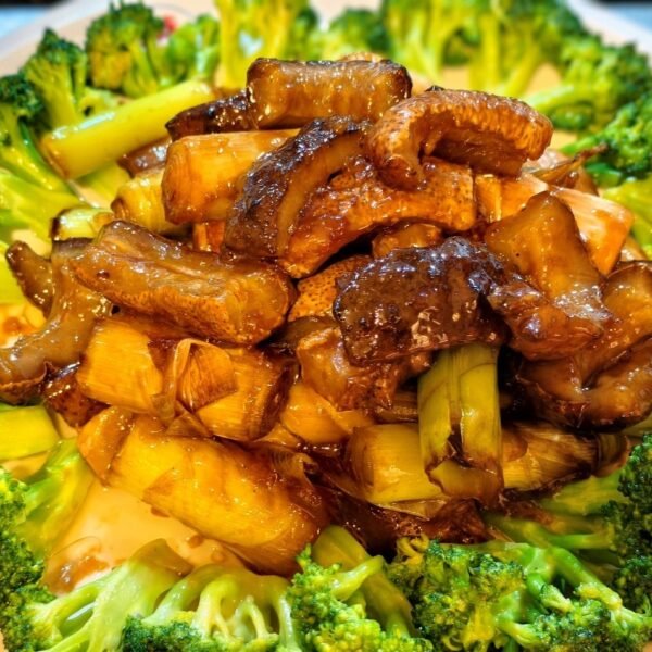 Pepino-do-mar Guisado com Cebolinha