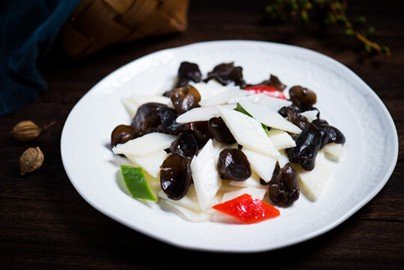 Inhame Salteado com Alga Chinesa